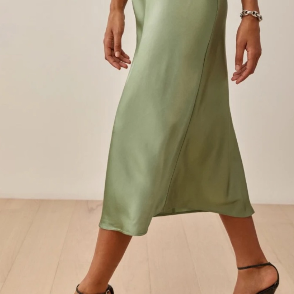 The Reformation matching skirt and top. Silk. - Picture 4 of 6